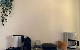 Helen'S Cozy Studio